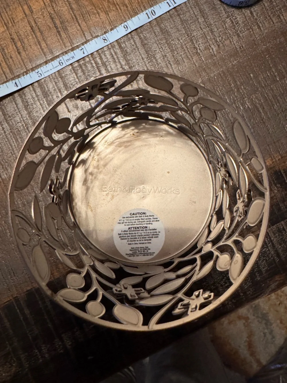Bath & Body Works Dogwood Pedestal 3-Wick Candle Holder - Picture 7 of 9
